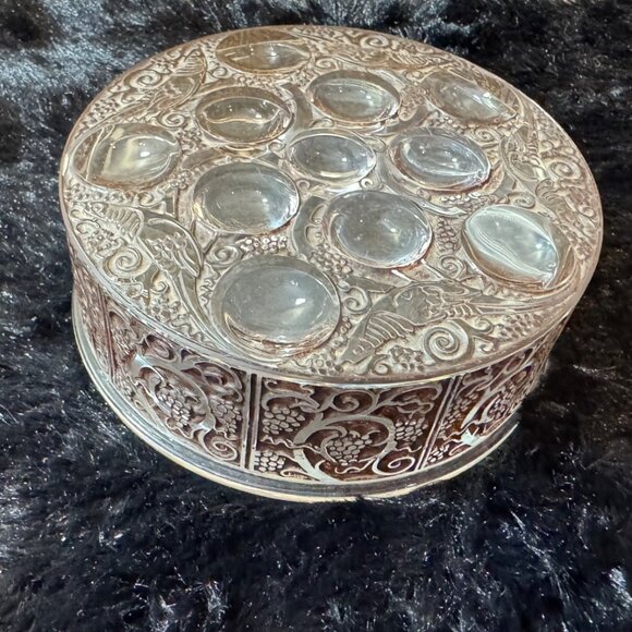 Lalique Roger Powder Vanity Box French Art Glass Birds & Grapes Cristal France - Picture 1 of 7